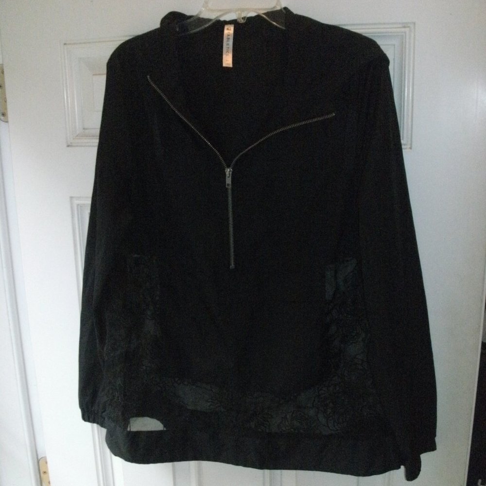 Fabletics Black 1/2 Zip Pullover Nylon Hoodie War… - image 7